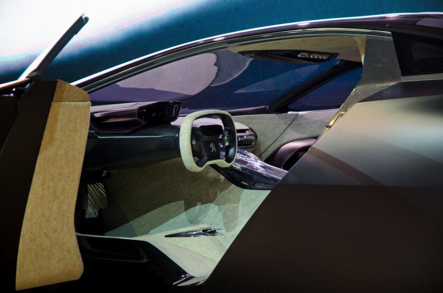  Peugeot Onyx Concept 2012 года  (фото 56 из 108)